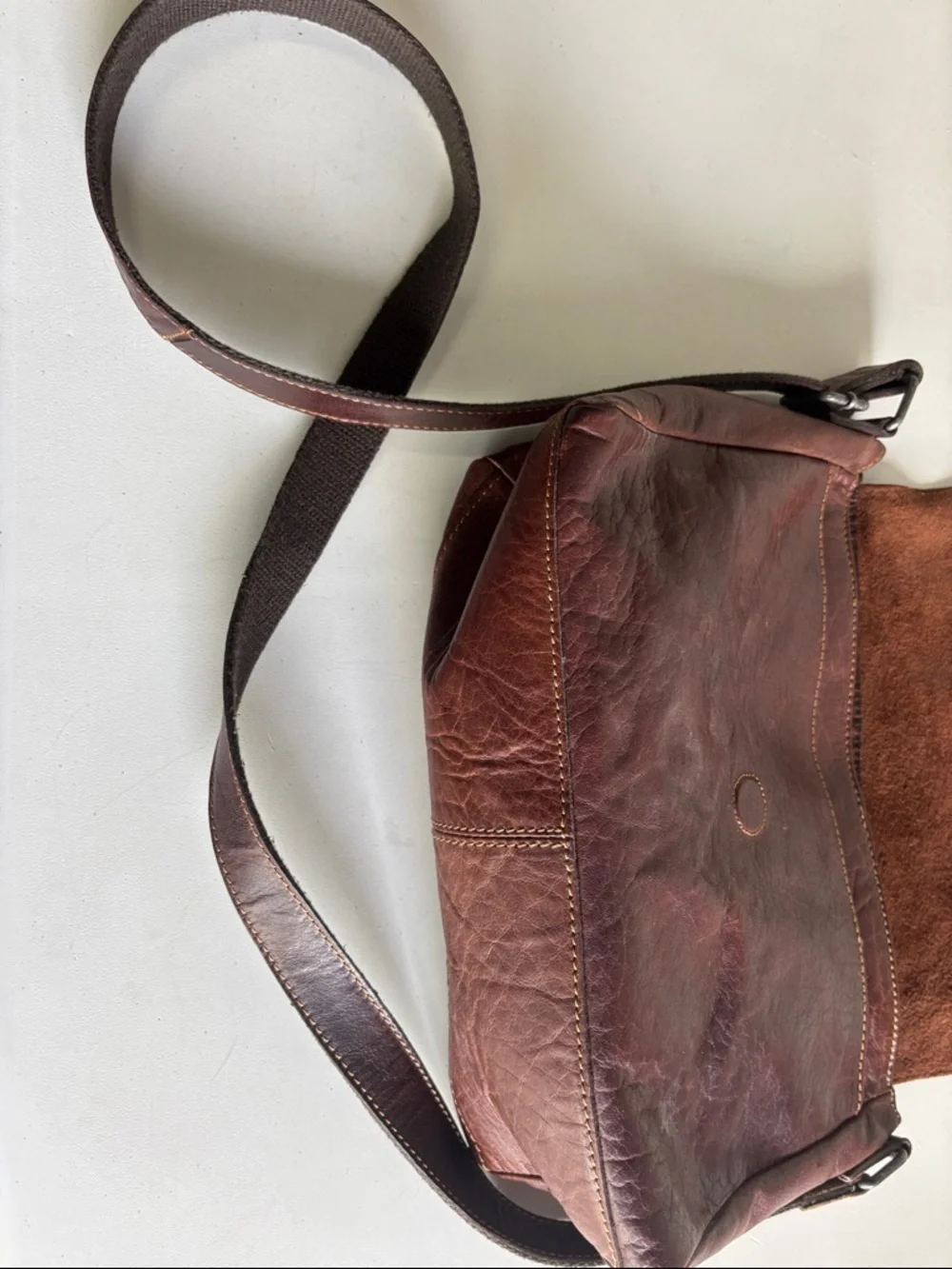 Jack Georges Classic Brown Leather Crossbody Messenger Bag